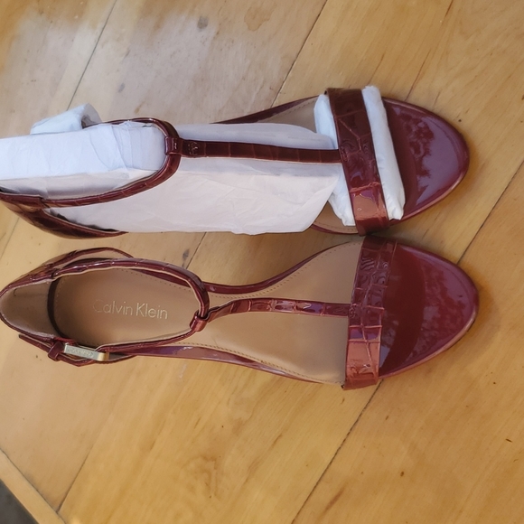 Calvin Klein heels - Picture 2 of 6